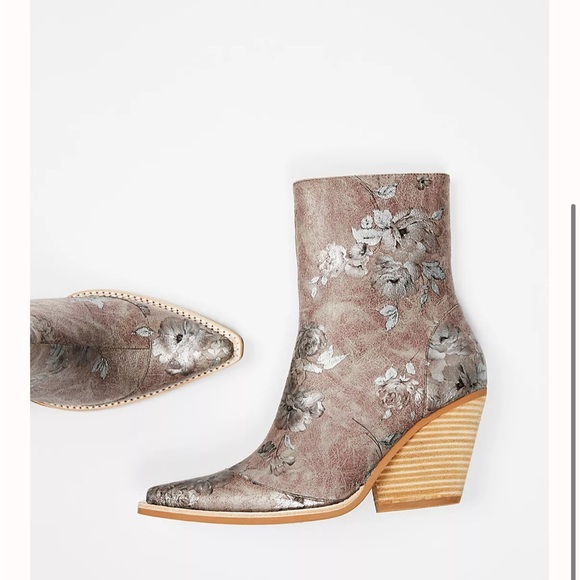 NWOT Free People Jeffrey Campbell Peyton Ankle Floral Heeled Boots Size 8 - Picture 1 of 10